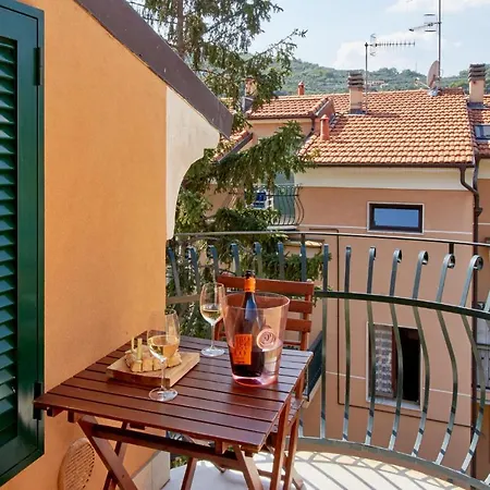 Moder Pietra Ligure
